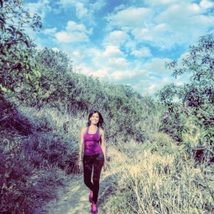 Valentina Castellani Quinn Hiking Malibu Nunu Pictures 3