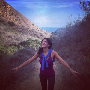 Valentina Castellani Quinn Hiking Malibu Nunu Pictures 4