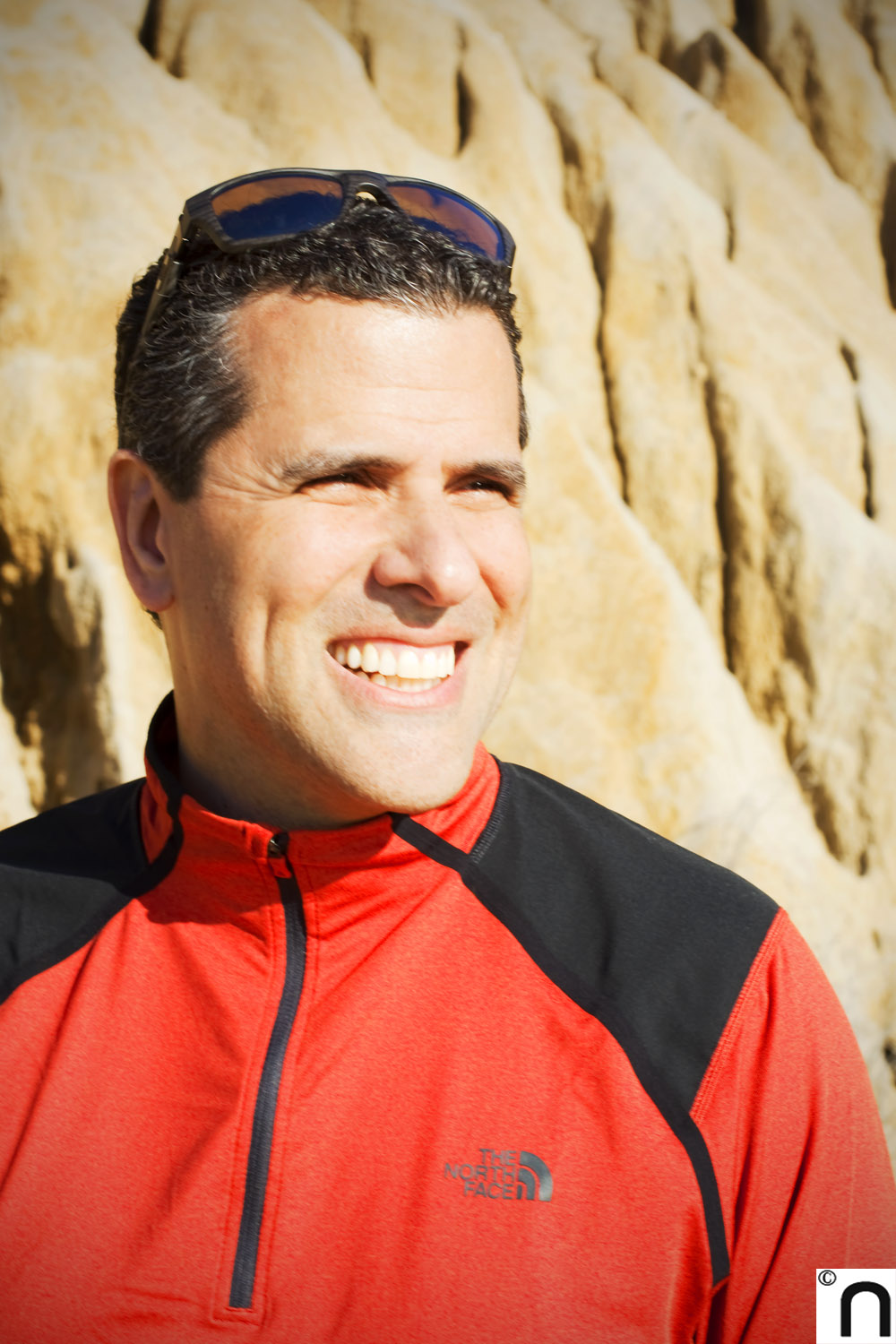 Soltero y sin descartar casarse algún día, el guapetón de Marco Antonio sigue buscando a su mujer ideal. Si te gusta el yoga y eres vegana, ya tenéis dos cosas en común. Go get him!