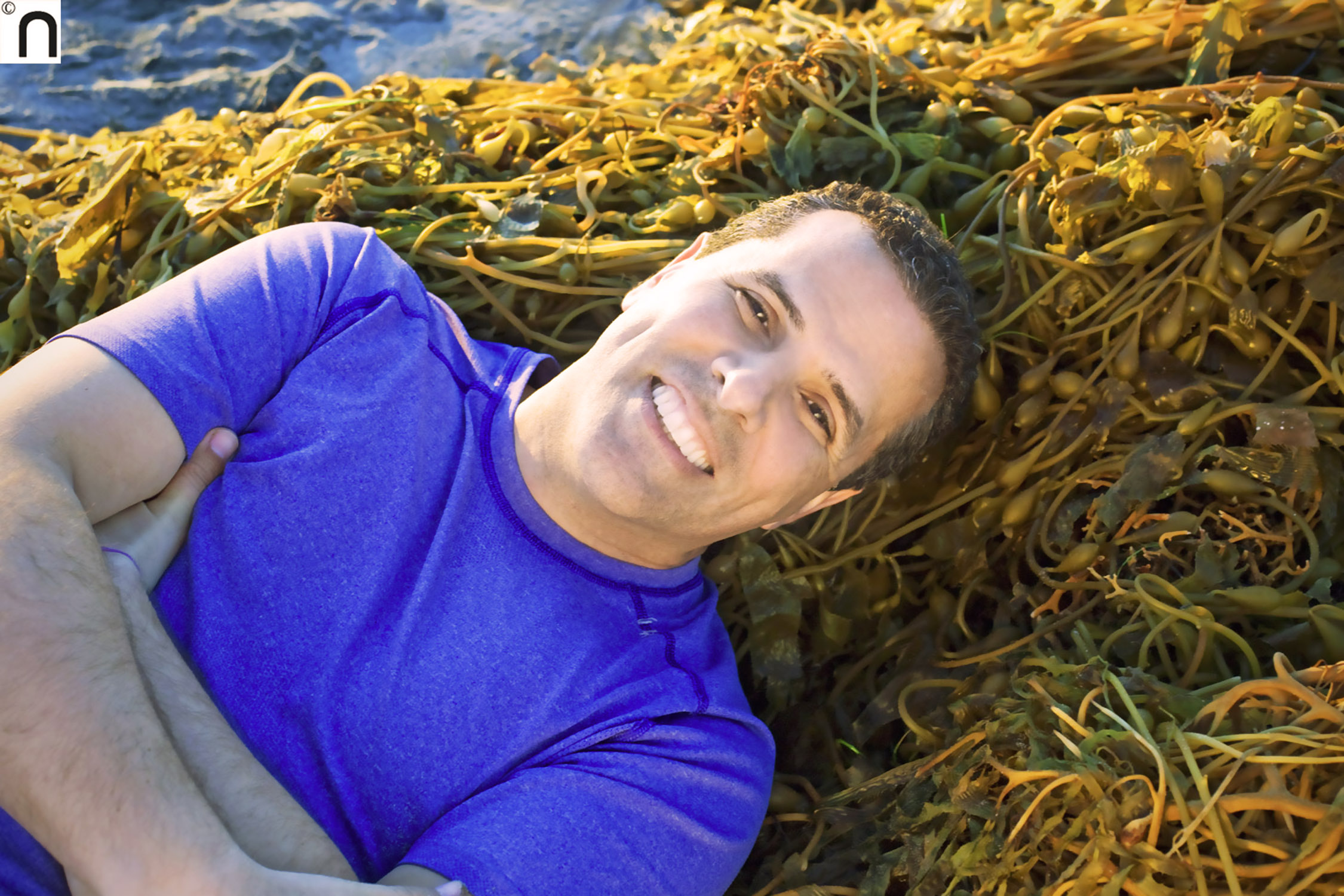 "En la edad adulta, hay ciertas cosas que tenemos que desaprender, los malos patrones que algunos vivimos cuando éramos niños…' Dice Marco sin complejos y con esa eterna sonrisa que le ha hecho tan famoso.